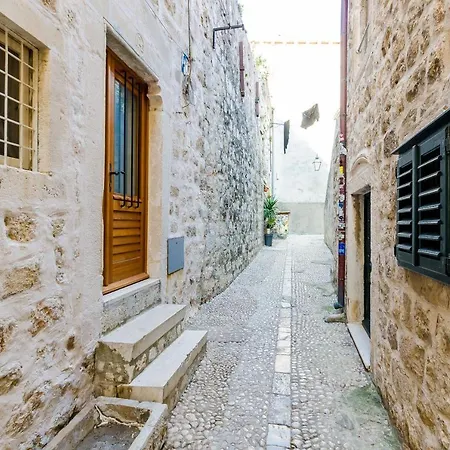 Old Town Budget Dubrovnik