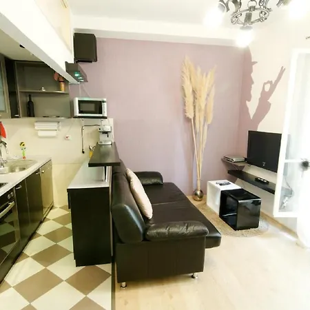 Old Town Budget * Ragusa