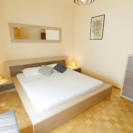 Apartamento Old Town Budget