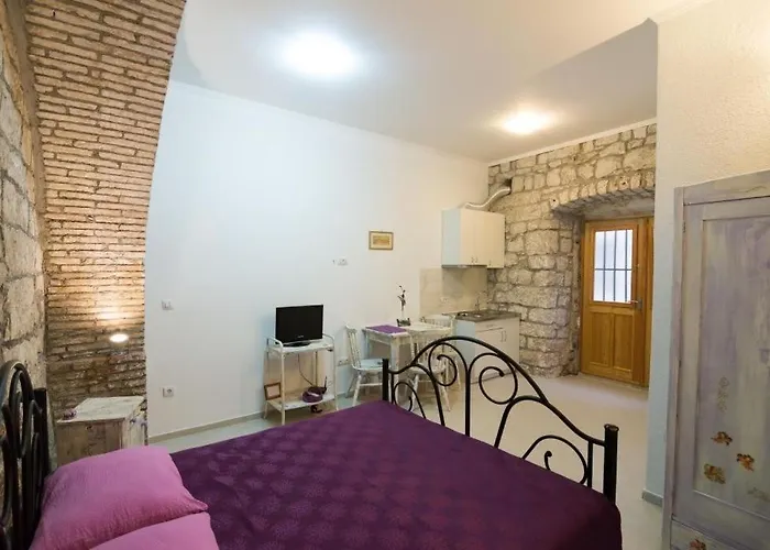 Old Town Budget 두브로브니크