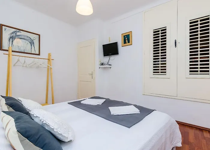 Old Town Budget 두브로브니크