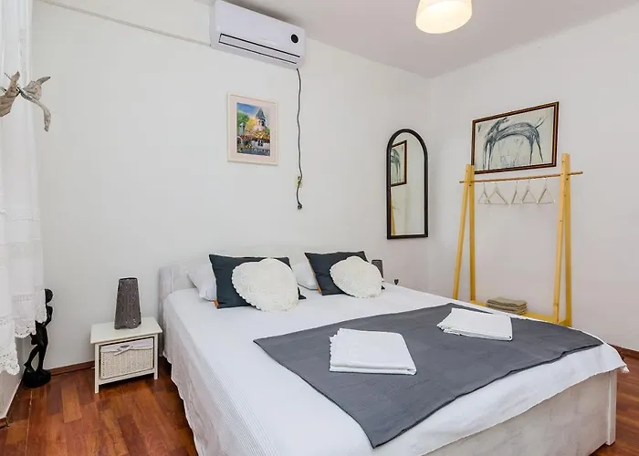 Old Town Budget 두브로브니크