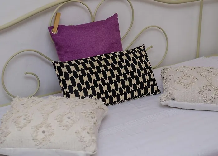 아파트 Old Town Budget