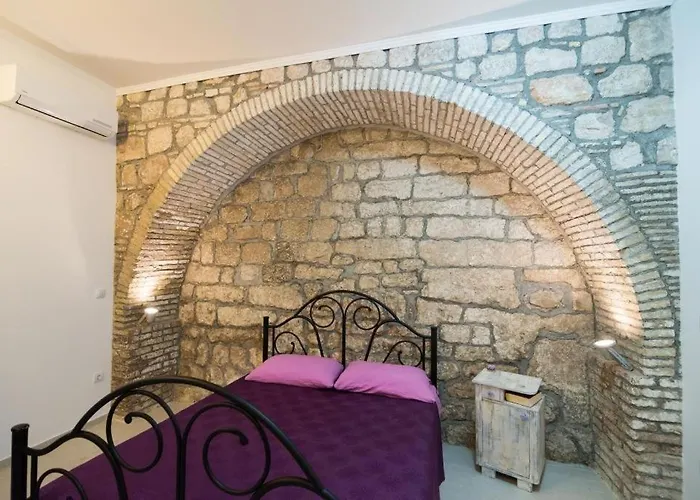 Old Town Budget 아파트 *