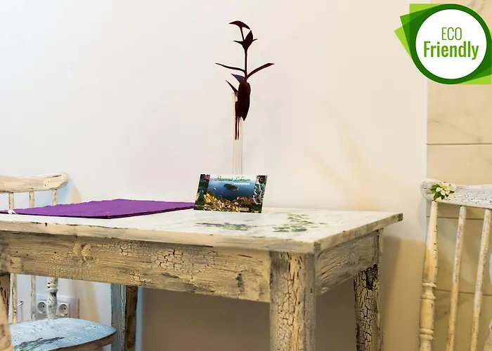 Old Town Budget 아파트 *