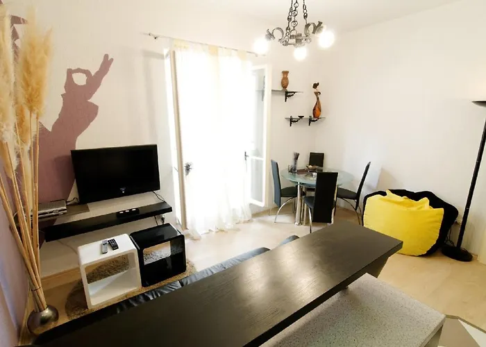 Old Town Budget 아파트