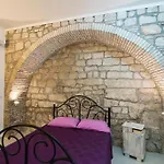 Old Town Budget Apartman *